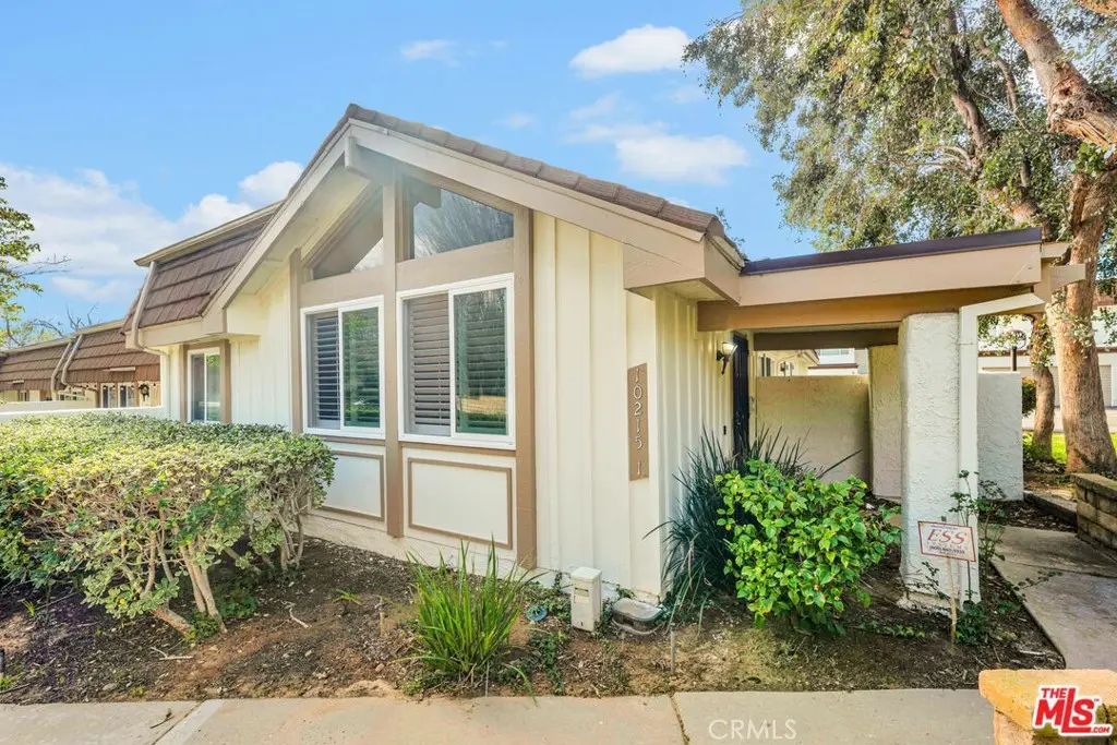 10215 Larwin, Los Angeles, CA — listing photo 1