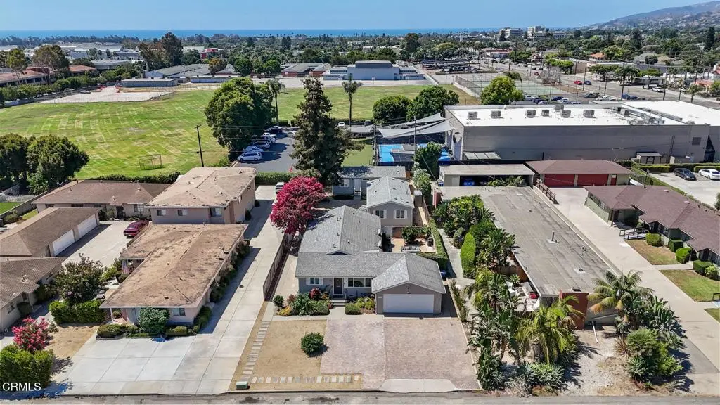 65 , 67, 71 ,73 College Drive, Ventura, CA — listing photo 1