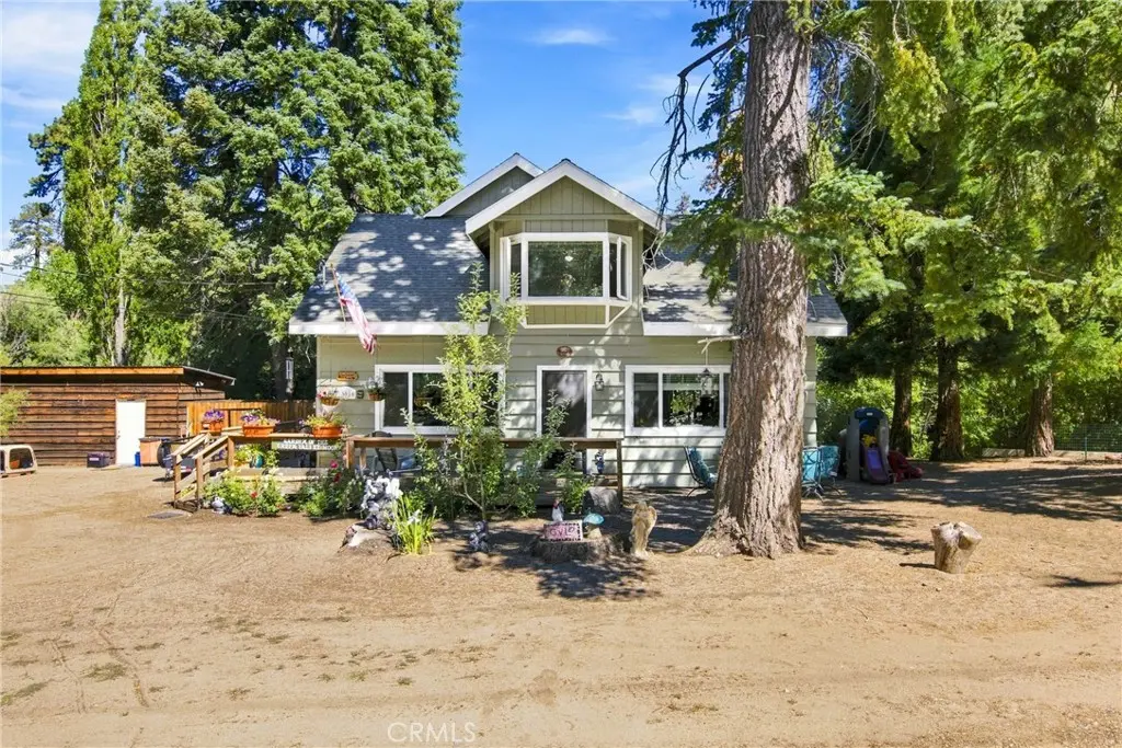 33910 Meadow Ln, Green Valley Lake, CA — listing photo 1