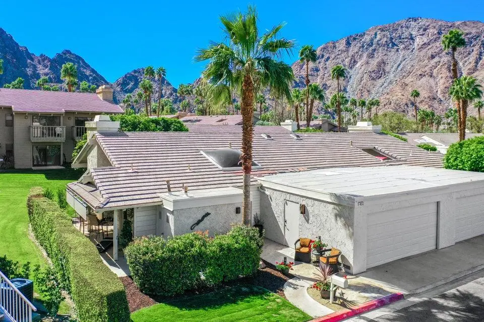 Condominium for rent at 46552 Arapahoe Circle, Indian Wells, CA featuring 2 beds and 2 baths
