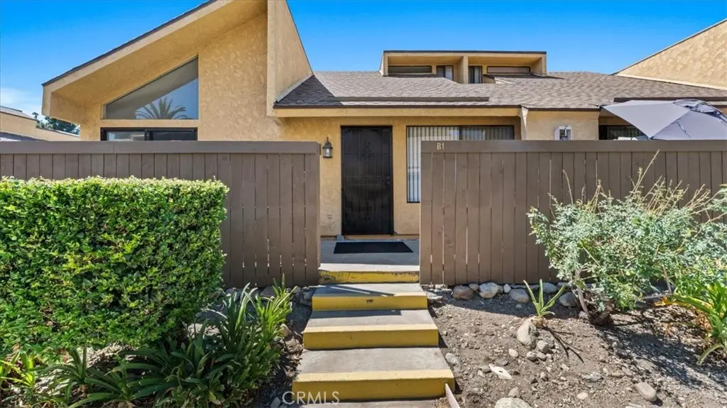 435 W 9th B1, Upland, CA — listing photo 1