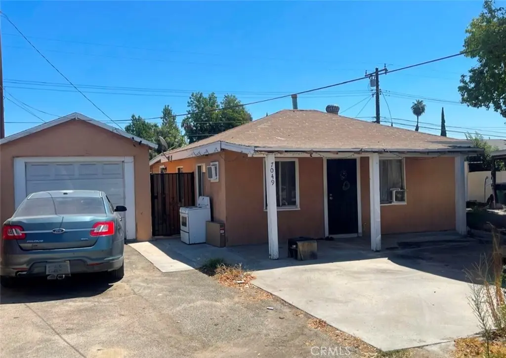 7047 Dwight Way Way, San Bernardino, CA — listing photo 1