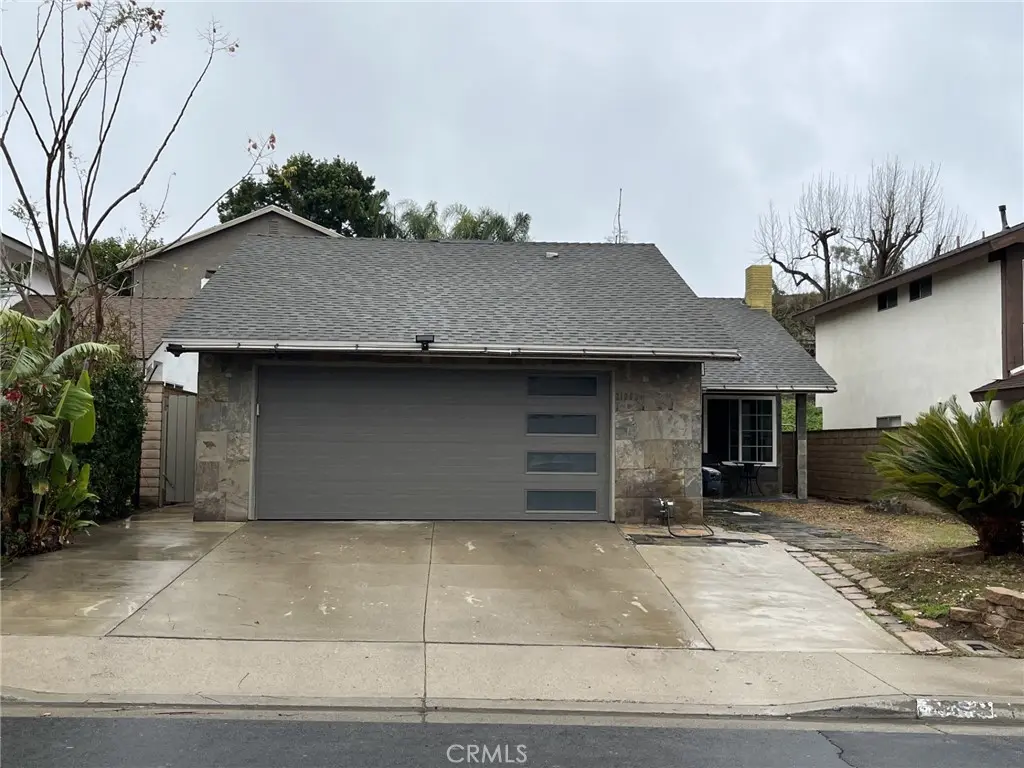 Single Family Residence for rent at 21062 Larchmont, Lake Forest, CA featuring 5 beds and 3 baths