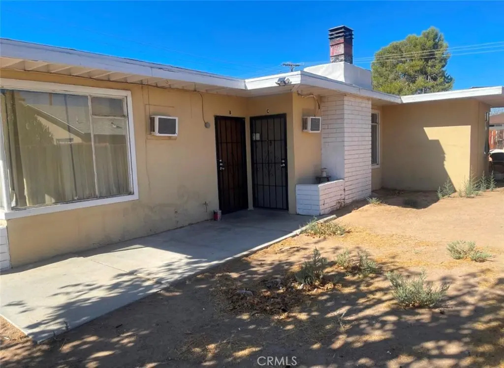 13508 Yakima Rd, Apple Valley, CA — listing photo 1