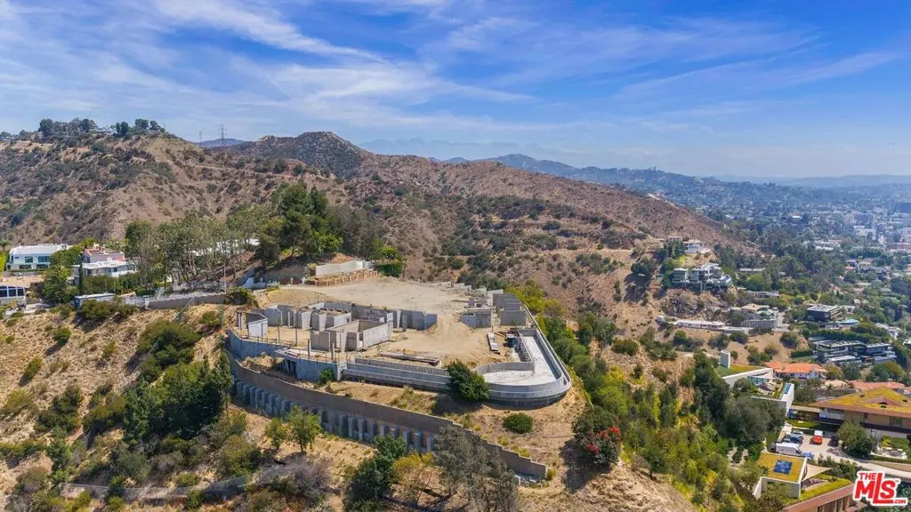 1 Electra Court, Los Angeles, CA — listing photo 1