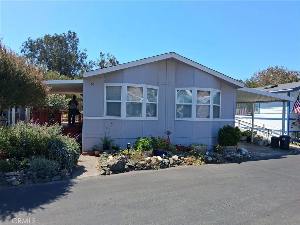 1226 Main 30, Cambria, CA — listing photo 1