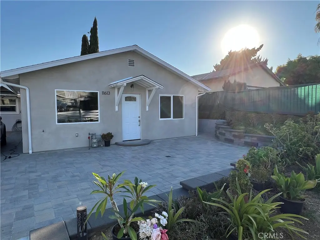 11613 Eldridge Avenue, Sylmar, CA — listing photo 1