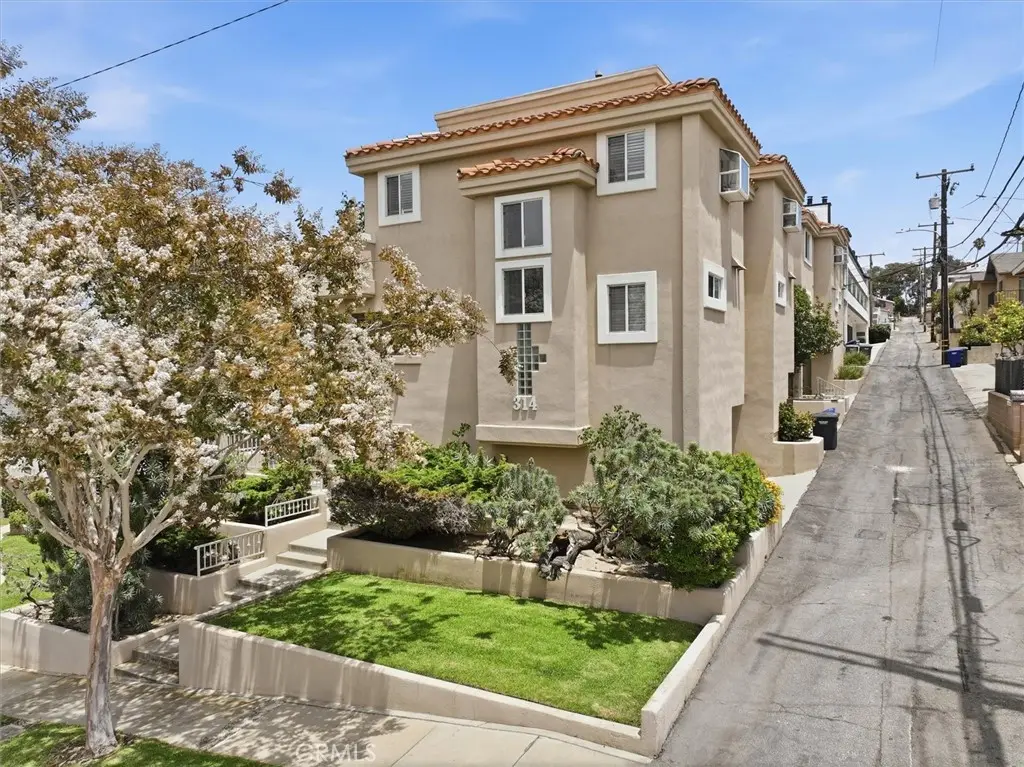 314 Penn Street 2, El Segundo, CA — listing photo 1