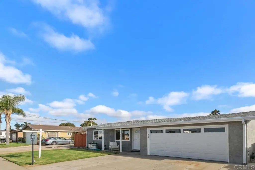703 Hemlock Avenue, Imperial Beach, CA — listing photo 1