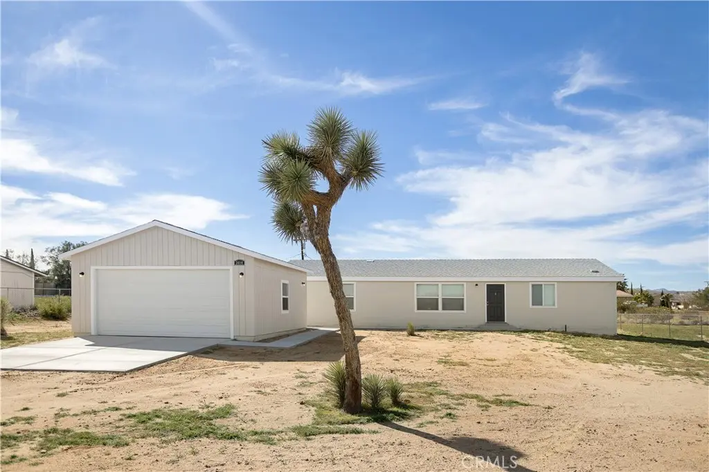3614 Surrey Avenue, Yucca Valley, CA — listing photo 1