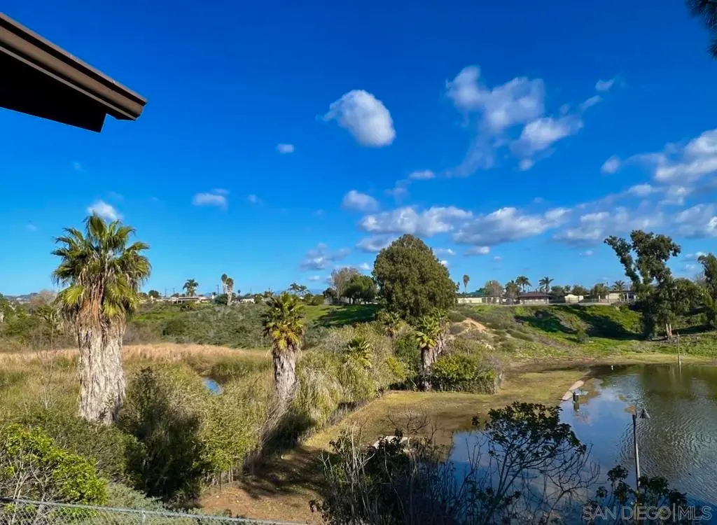 Single Family Residence for rent at 526 Calle Montecito 140, Oceanside, CA featuring 2 beds and 1 bath