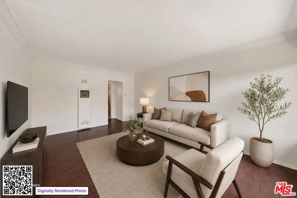Condominium for rent at 7209 Willoughby Avenue 8, Los Angeles, CA featuring 1 bed and 1 bath