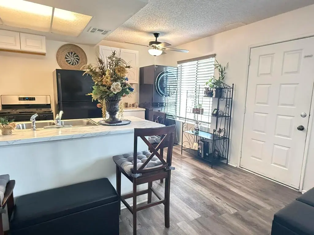 Condominium for sale at 82567 Avenue 48 1, Indio, CA featuring 2 beds and 1 bath