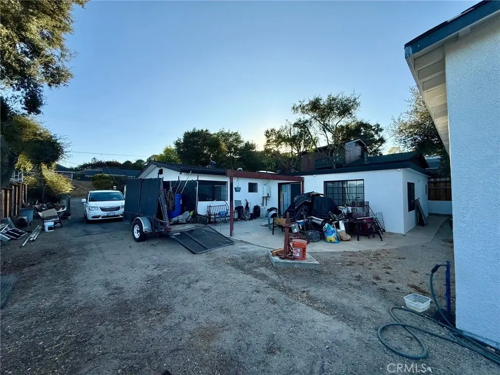 4633 Estrada, Atascadero, CA — listing photo 1