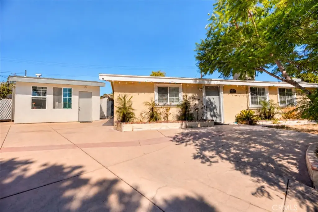 11848 Chadron, Pacoima, CA — listing photo 1