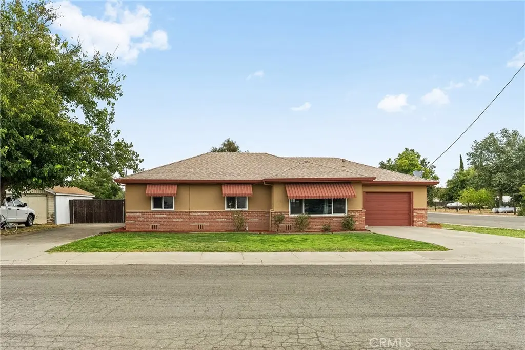Single Family Residence for sale at 219 Vine Street, Willows, CA featuring 3 beds and 2 baths