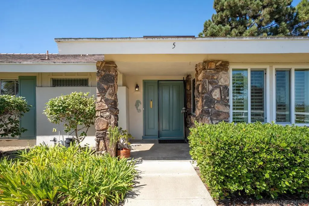 3685 Vista Campana N 5, Oceanside, CA — listing photo 1