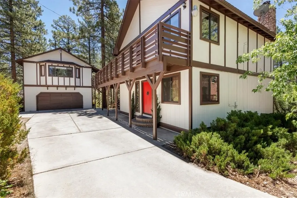 335 Scandia, Big Bear Lake, CA — listing photo 1