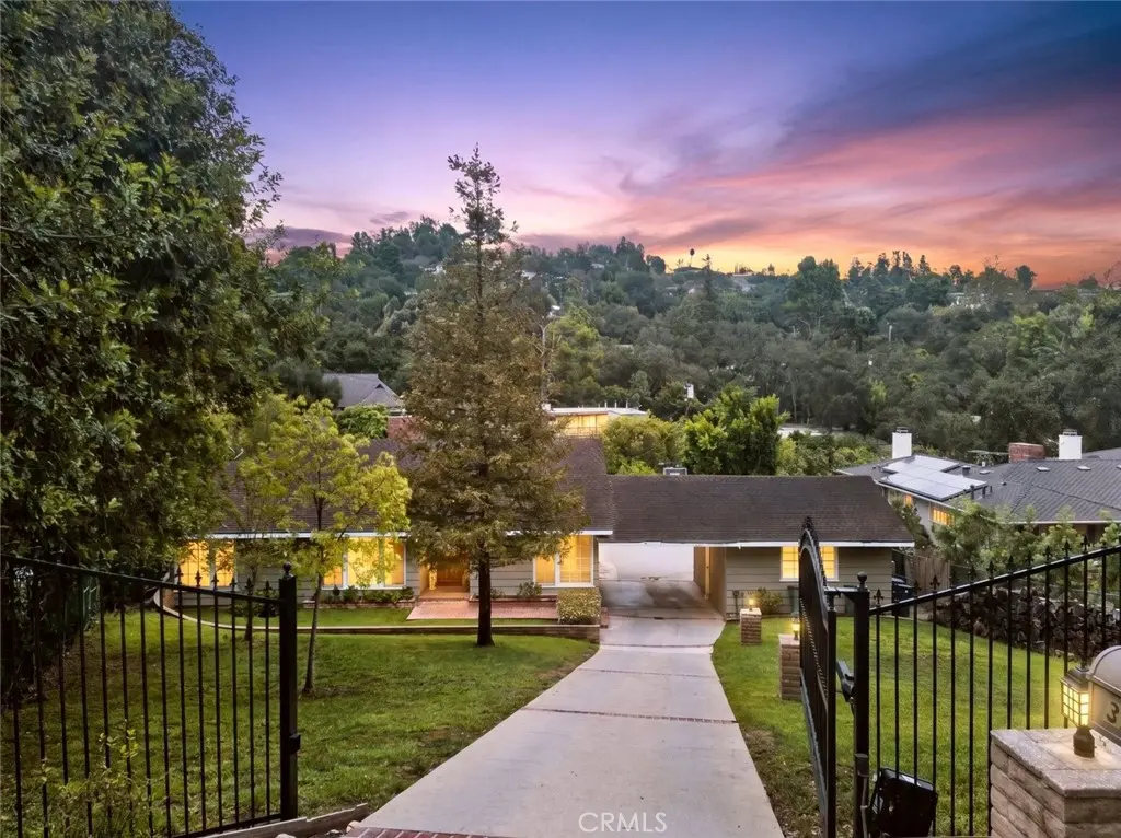 3726 Berwick Drive, La Canada Flintridge, CA — listing photo 1