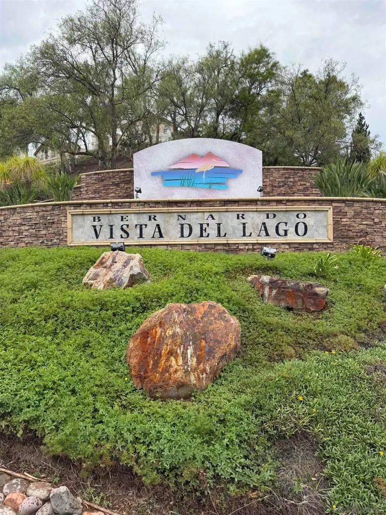 Condominium for sale at 18577 caminito pasadero 422, San Diego, CA featuring 2 beds and 2 baths