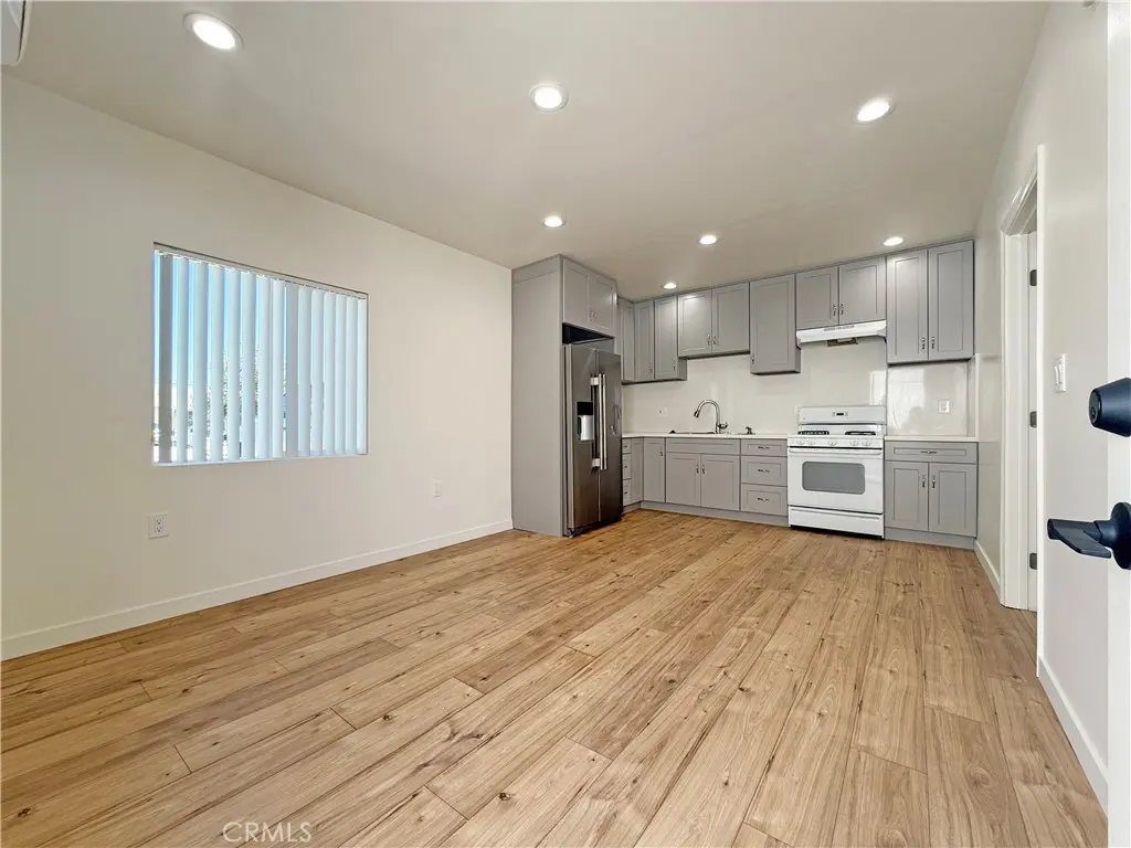11245 McLennan, Granada Hills, CA — listing photo 1