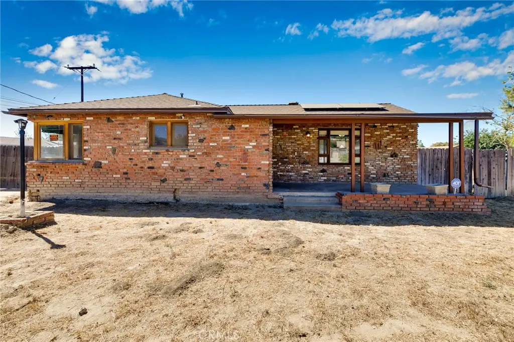 32377 Avenue D, Yucaipa, CA — listing photo 1