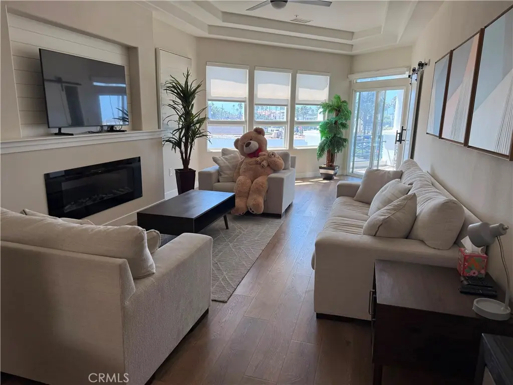 Residential Lease for rent at 2600 Newport Blv 310, Newport Beach, Orange County, CA featuring 4 beds and 2 baths