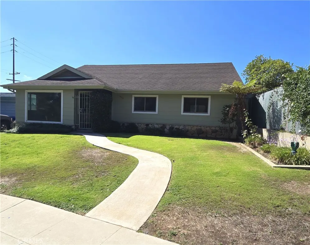 Single Family Residence for sale at 4322 E Ransom, Long Beach, CA featuring 4 beds and 2 baths