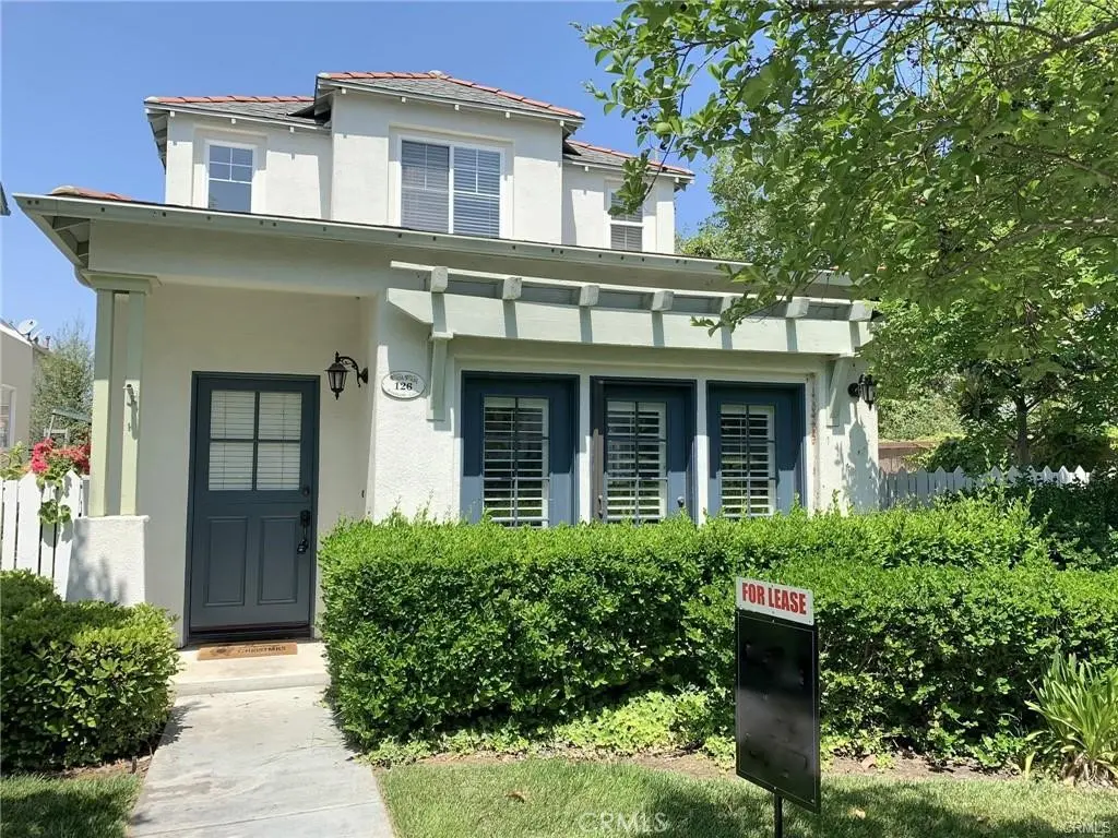 Single Family Residence for rent at 126 Winslow Lane, Irvine, CA featuring 2 beds and 2 baths