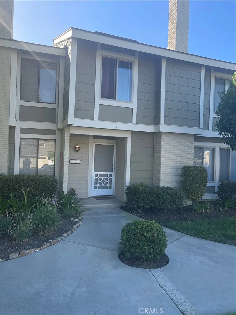 Residential Lease for rent at 3 Deodar, Irvine, Orange County, CA featuring 4 beds and 3 baths