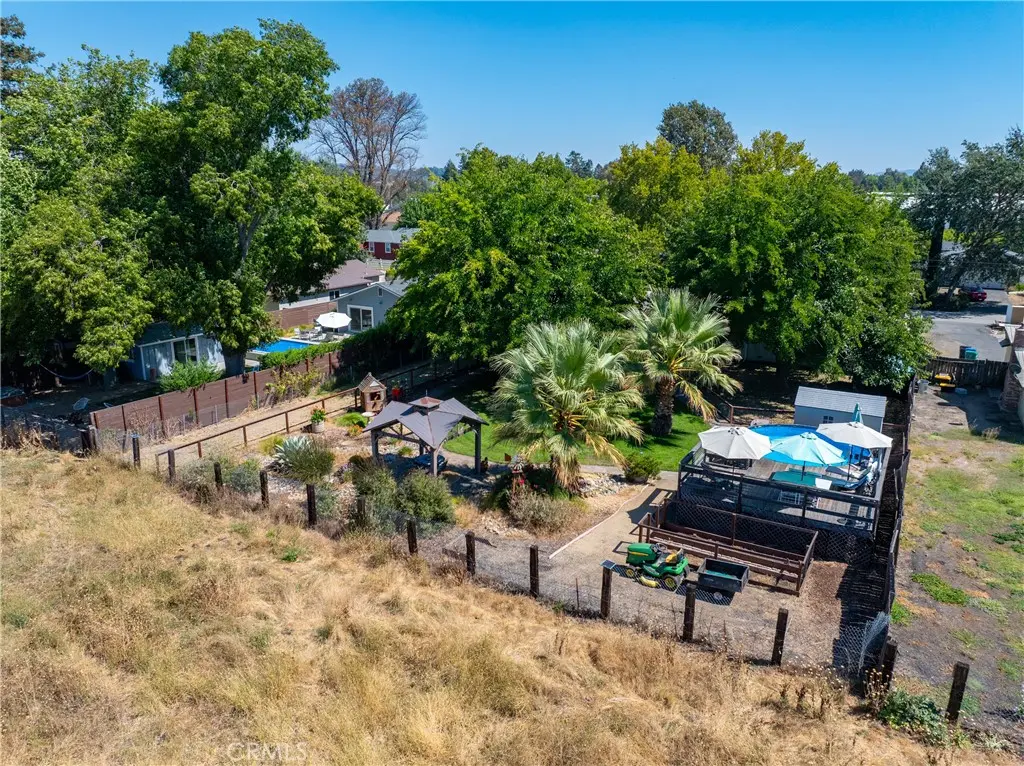 22460 F Street, Santa Margarita, CA — listing photo 1
