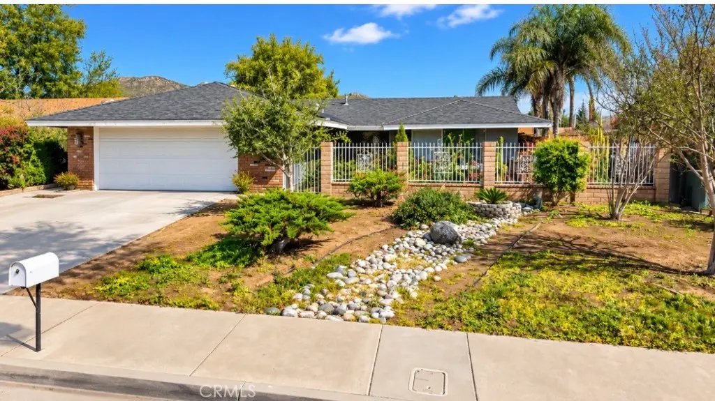 Single Family Residence for sale at 4267 Baggett, Riverside, CA featuring 4 beds and 2 baths