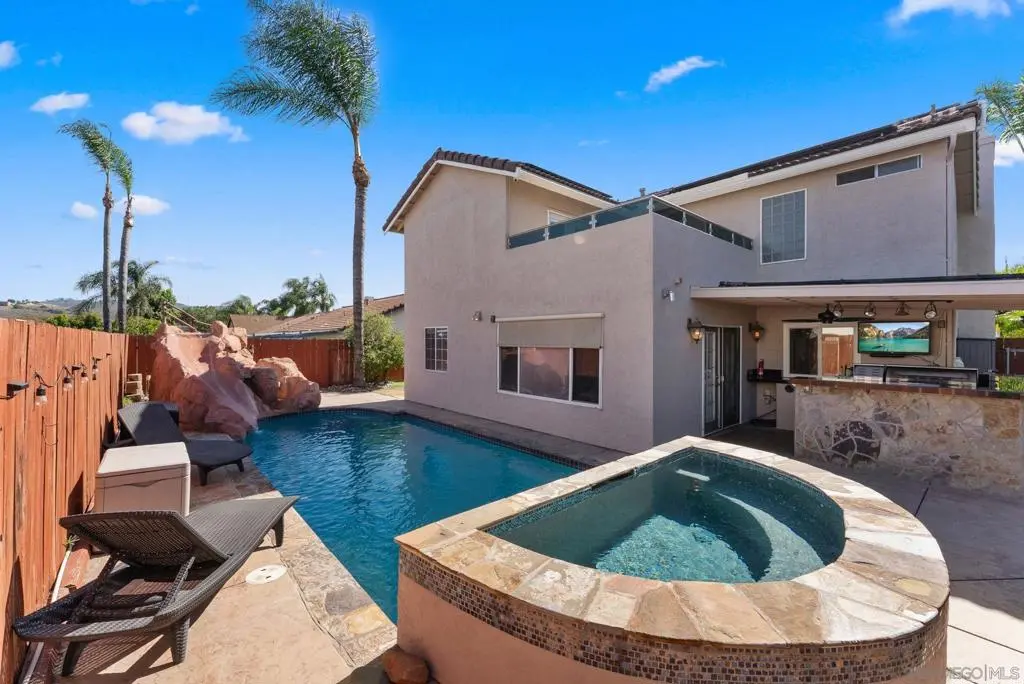 10253 Paseo Park, Lakeside, CA — listing photo 1