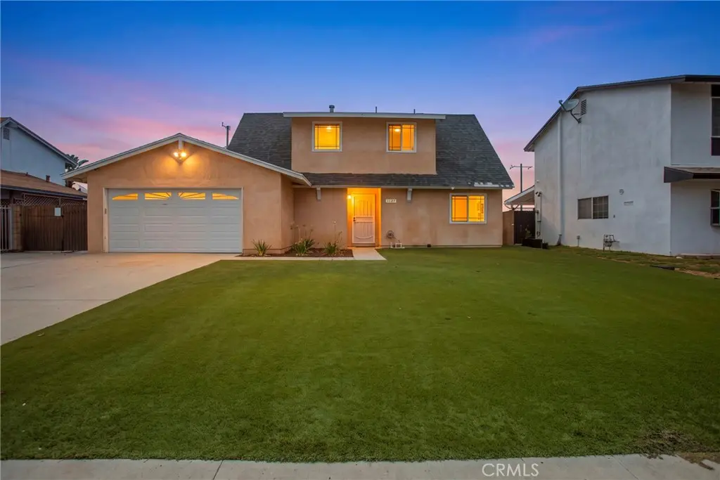 1127 Sycamore Drive, Simi Valley, CA — listing photo 1