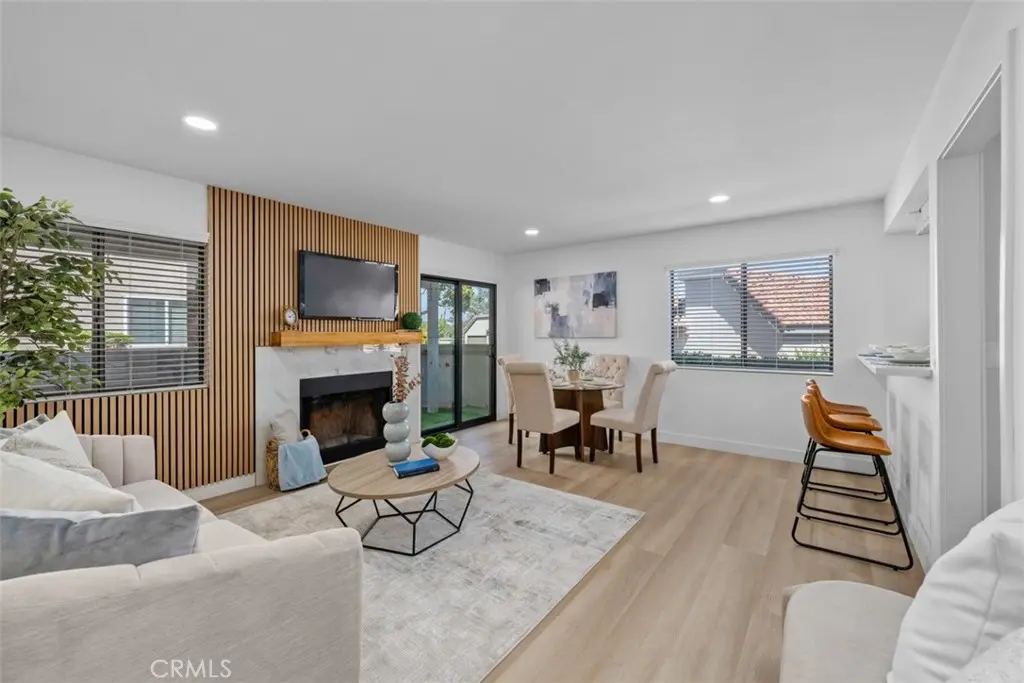 Condominium for sale at 28121 Montecito 23, Laguna Niguel, CA featuring 3 beds and 2 baths