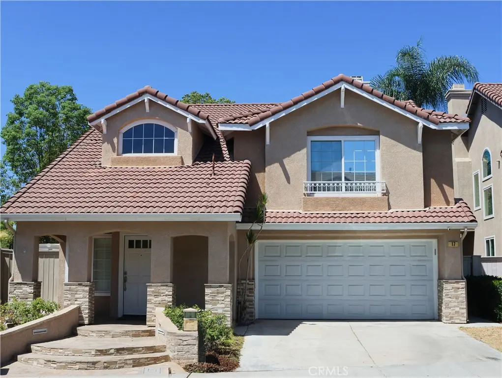 Single Family Residence for rent at 17 Cagney, Lake Forest, CA featuring 4 beds and 3 baths