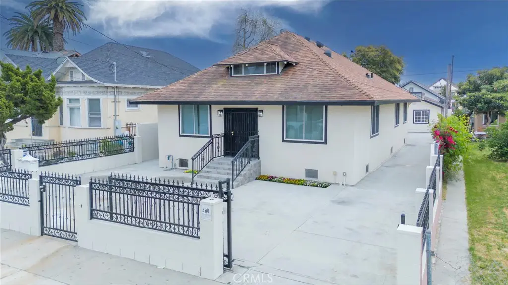 232 W 40th Place, Los Angeles, CA — listing photo 1