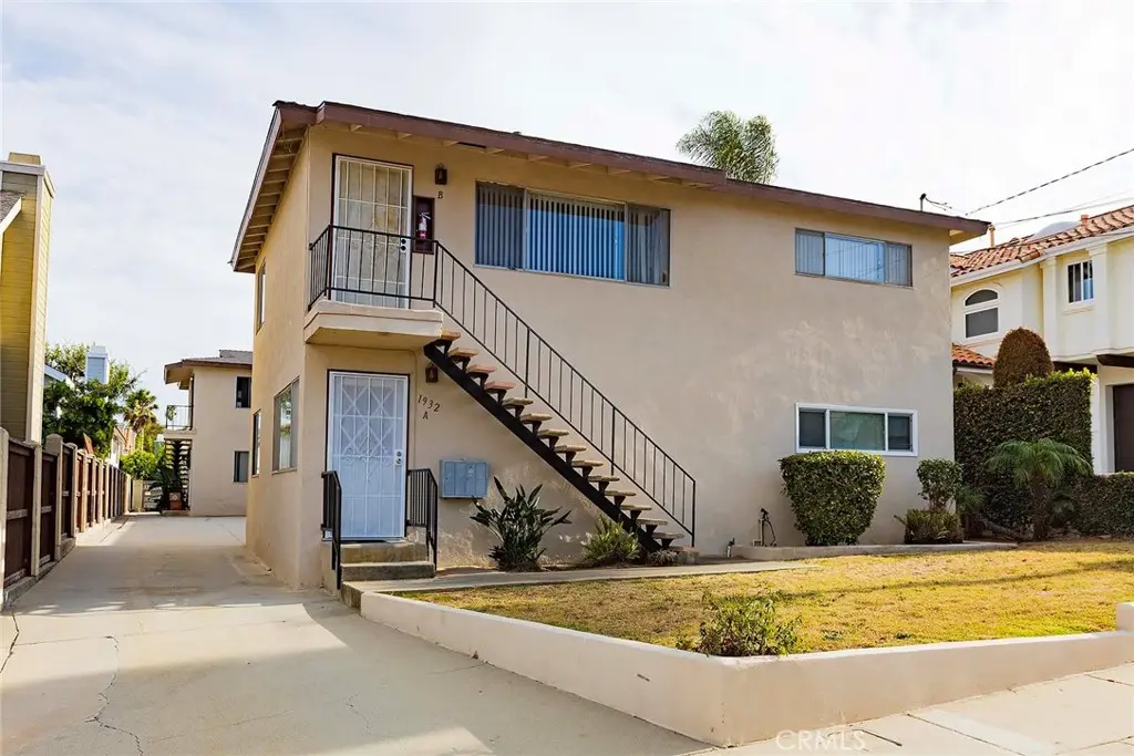 1932 Gates Avenue A, Redondo Beach, CA — listing photo 1