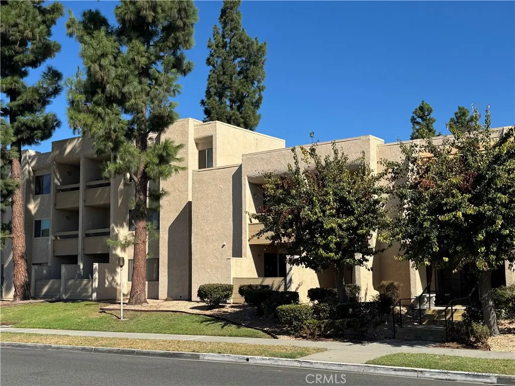 301 N Ford Avenue 109, Fullerton, CA — listing photo 1