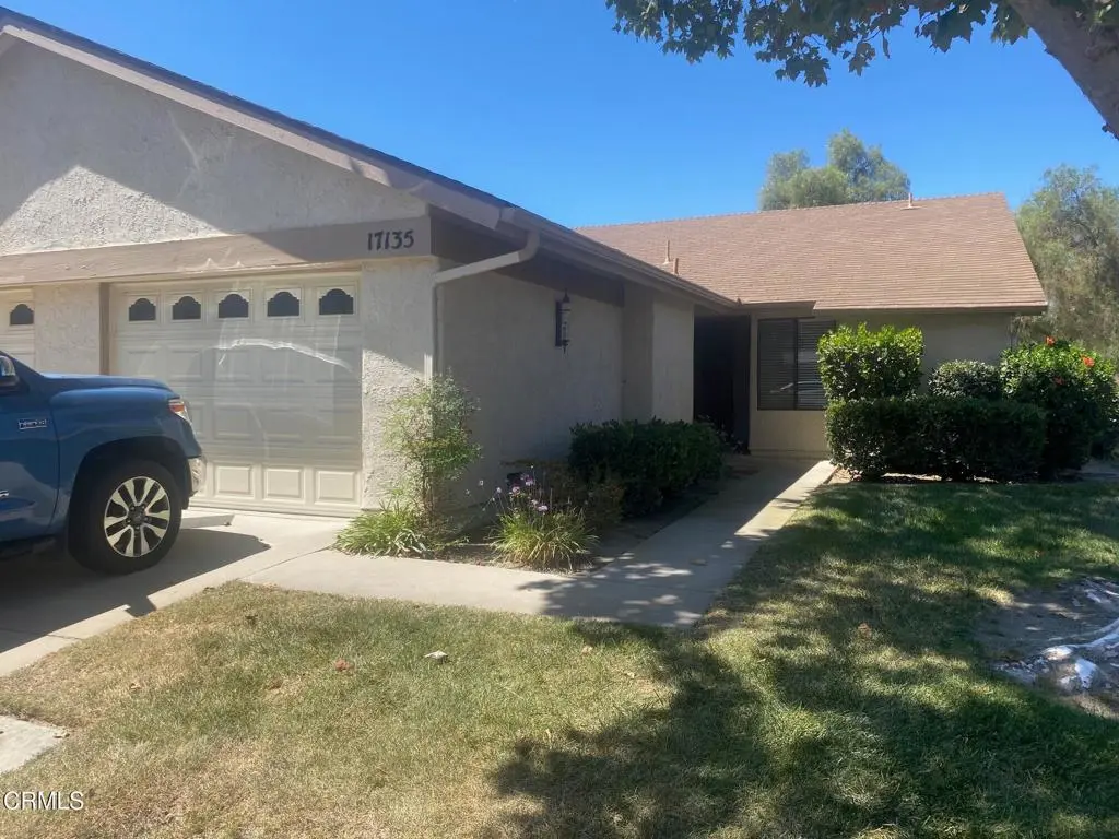 Residential Lease for rent at 17135 Village 17, Camarillo, Ventura County, CA featuring 2 beds and 2 baths