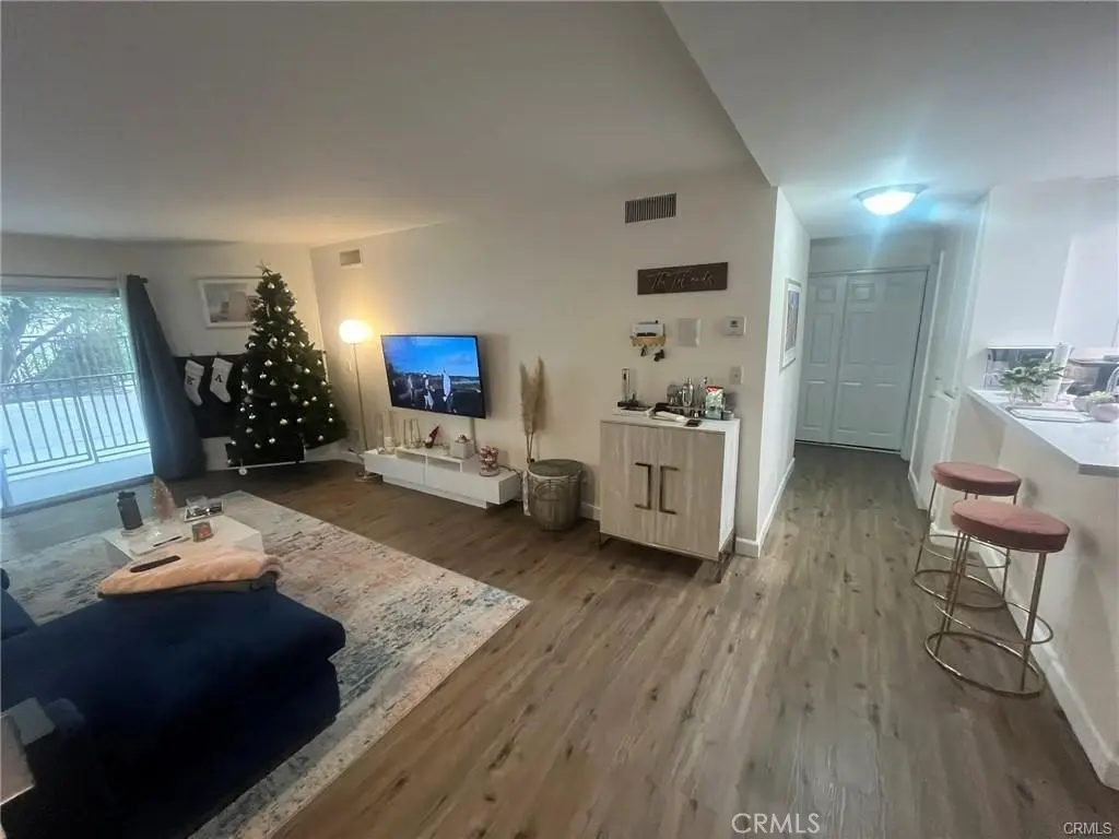 1230 Horn, West Hollywood, CA — listing photo 1