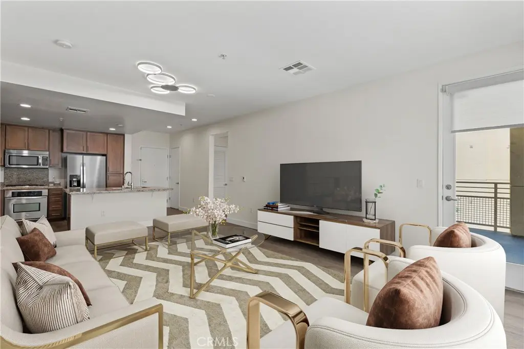 21301 Erwin Street 351, Woodland Hills, CA — listing photo 1