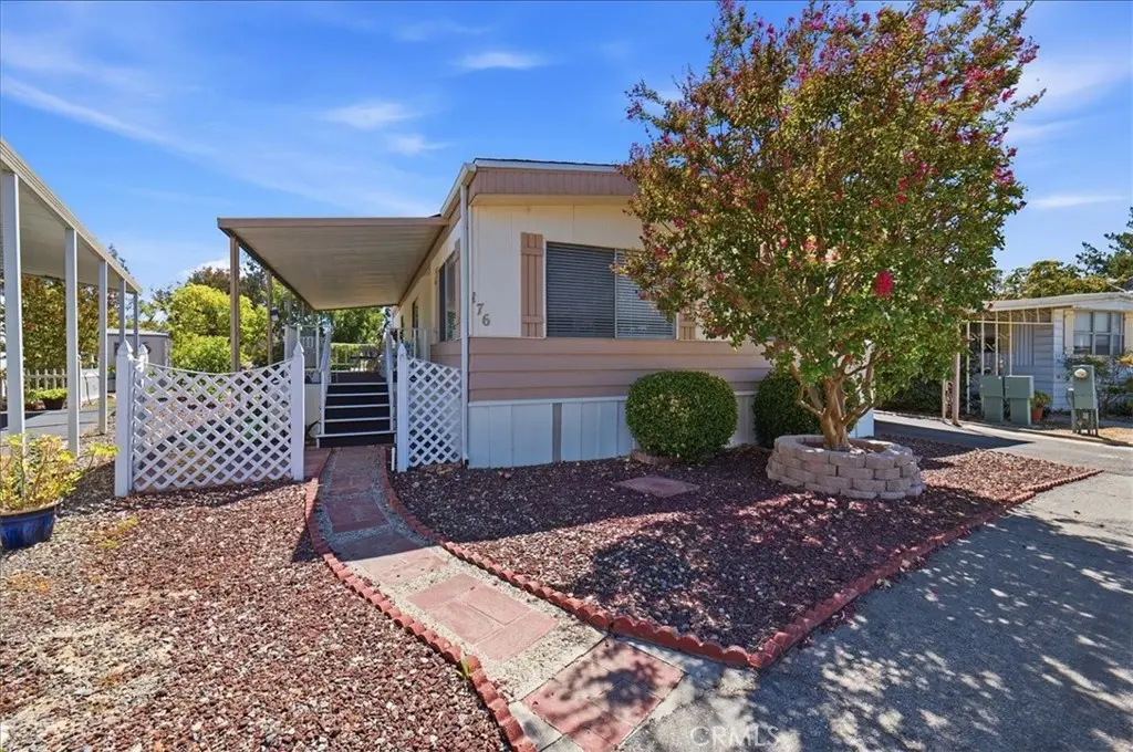 Manufactured In Park for sale at 31130 S General Kearny Road 176, Temecula, CA featuring 2 beds and 2 baths