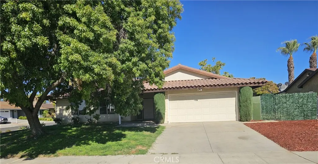 Single Family Residence for sale at 27168 Roger, Hemet, CA featuring 3 beds and 2 baths