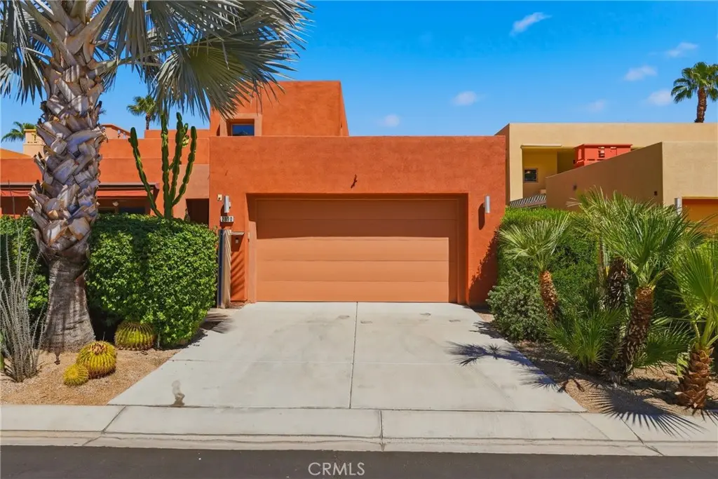 2990 Candlelight Lane, Palm Springs, CA — listing photo 1