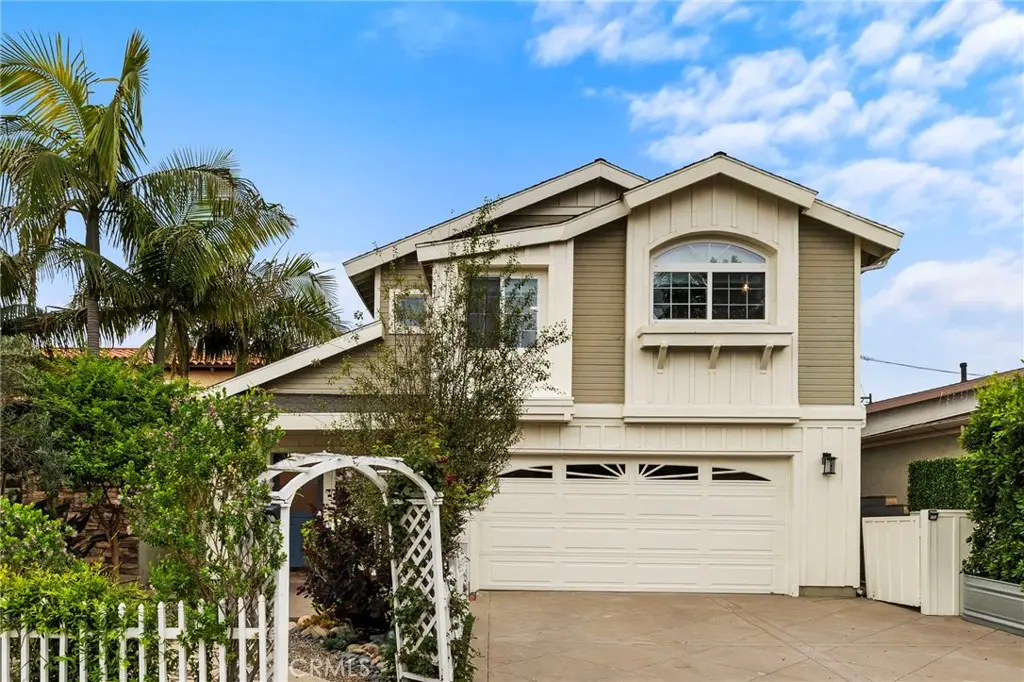 Single Family Residence for rent at 34271 Via Lopez, Dana Point, CA featuring 3 beds and 3 baths