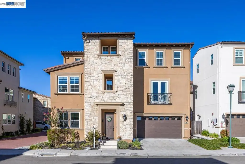 Single Family Residence for sale at 627 Thyme Way, San Ramon, CA featuring 4 beds and 5 baths