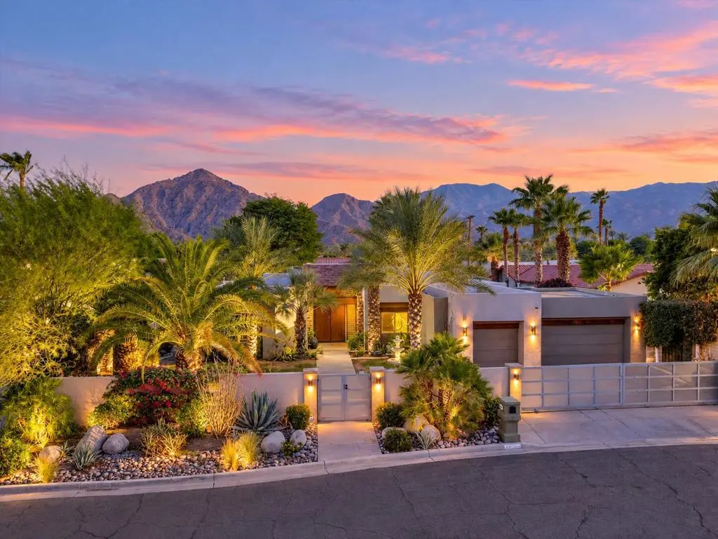 Single Family Residence for sale at 78515 Avenida Ultimo, La Quinta, CA featuring 3 beds and 3 baths