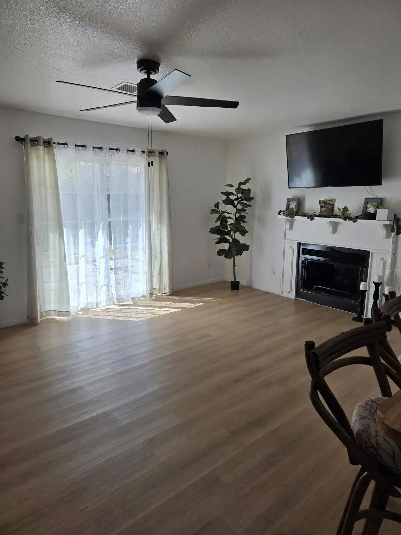 515 N Santa Monica Street, Los Banos, CA — listing photo 1