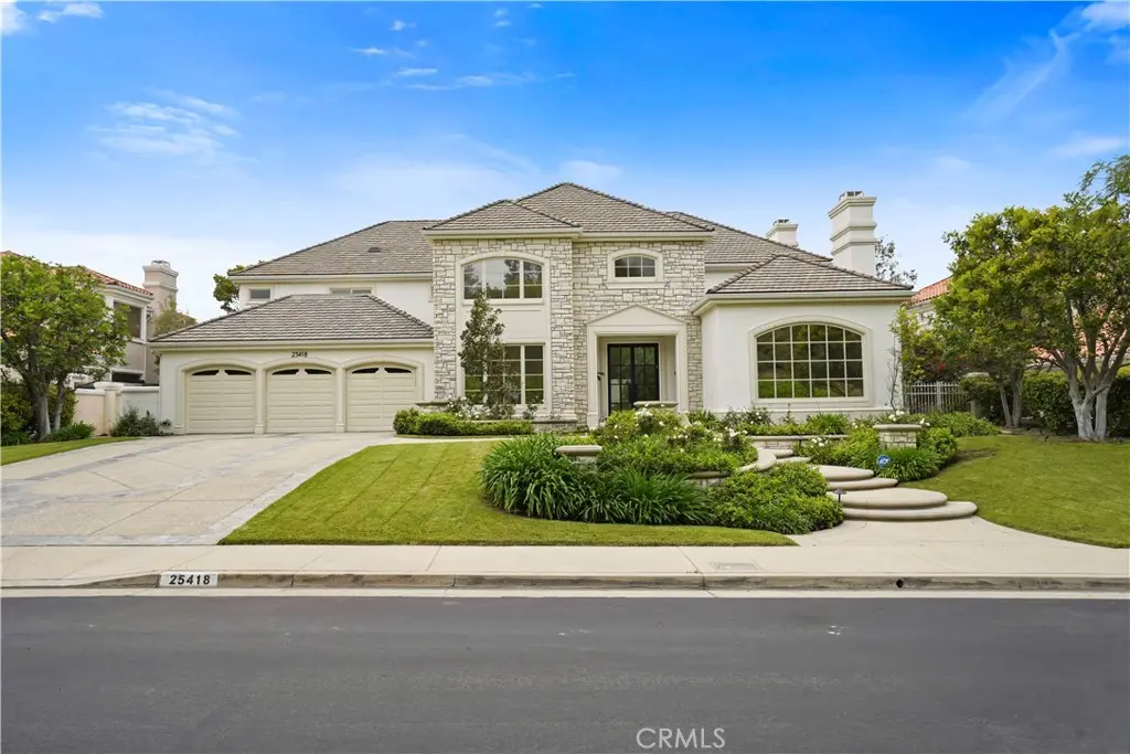 25418 1 N Cumberland Lane A, Calabasas, CA — listing photo 1